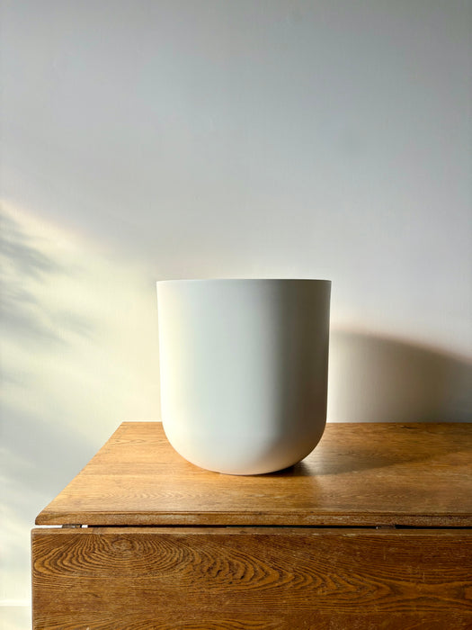 Modern White Planter - Premium Veradek Ceramic Pot