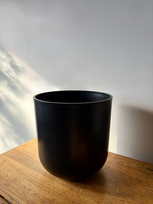 Modern Black Planter - Premium Veradek Ceramic Pot